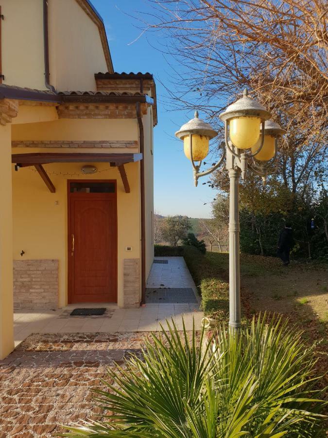 Agriturismo Vallelunga อังโกนา ภายนอก รูปภาพ